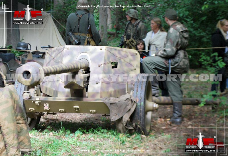 Image of the PaK 40 (PanzerAbwehrKanone 40)