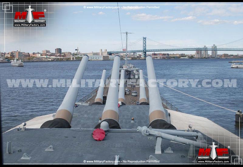 Image of the USS New Jersey (BB-62)