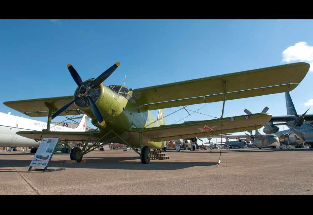 Image of the Antonov An-2 (Colt)