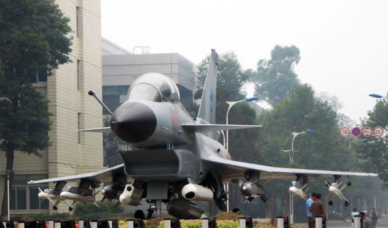 Image of the Chengdu (AVIC) J-10 (Vigorous Dragon)