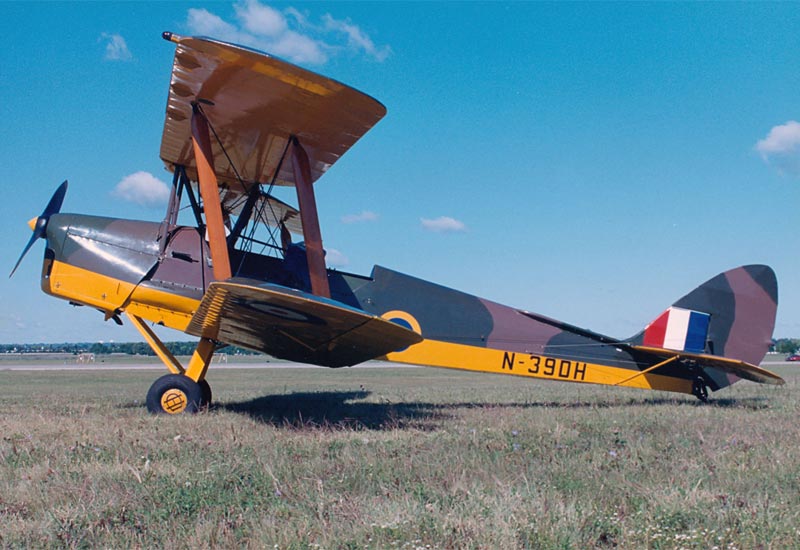 Image of the de Havilland DH.82 Tiger Moth