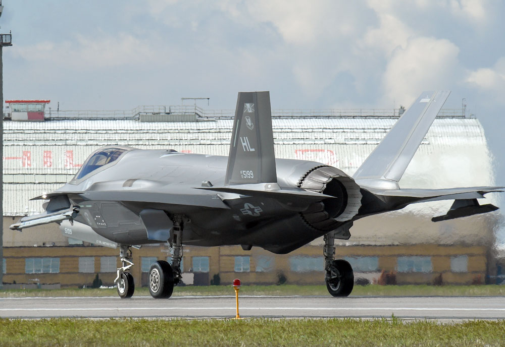 Image of the Lockheed Martin F-35 Lightning II