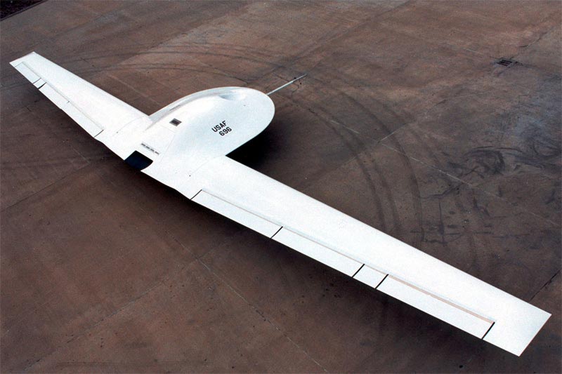 Image of the Lockheed / Boeing RQ-3 DarkStar