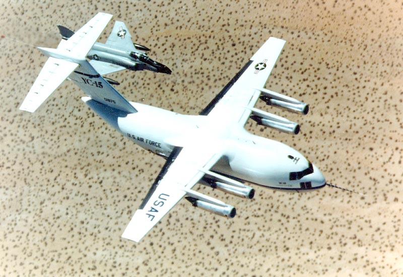 Image of the McDonnell Douglas YC-15
