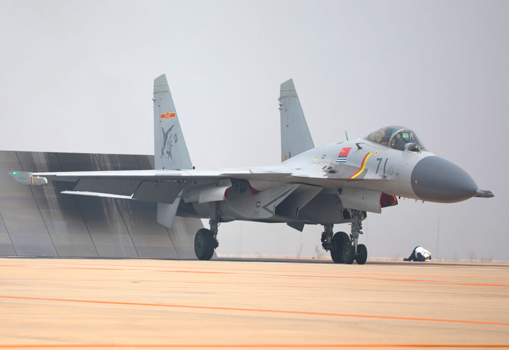 Image of the Shenyang (AVIC) J-15 (Flying Shark)