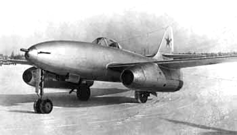 Image of the Sukhoi Su-9 / Su-11 / Su-13 (1946)