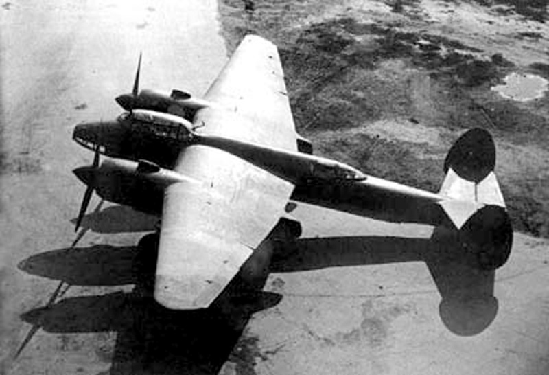 1/120 Tupolev Tu-2 Bat Russian Soviet Frontline Bomber WWII Deagostini IXO New 