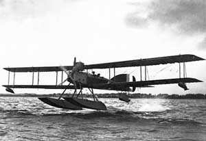 Front left side view of a Short Type 184 floatplane on arrival