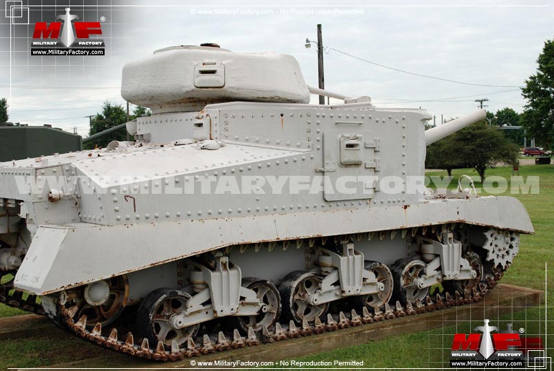 Image of the M3 Lee / M3 Grant (Medium Tank, M3)