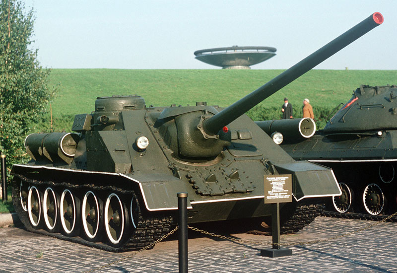 Image of the Su-85