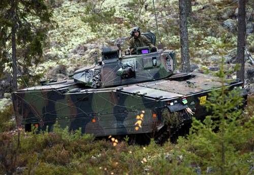 Details of the Swedish CV90 Infantry Fighting Vehicle