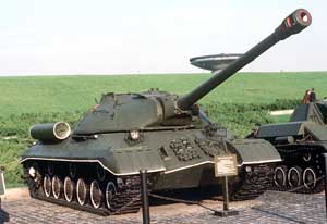 Front right side view of the IS-3 Joseph Stalin heavy tank on display; color