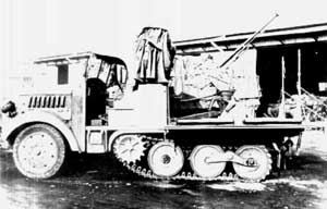 LEft side view of the Type 98 Ko-Hi half-track with 20mm gun mount