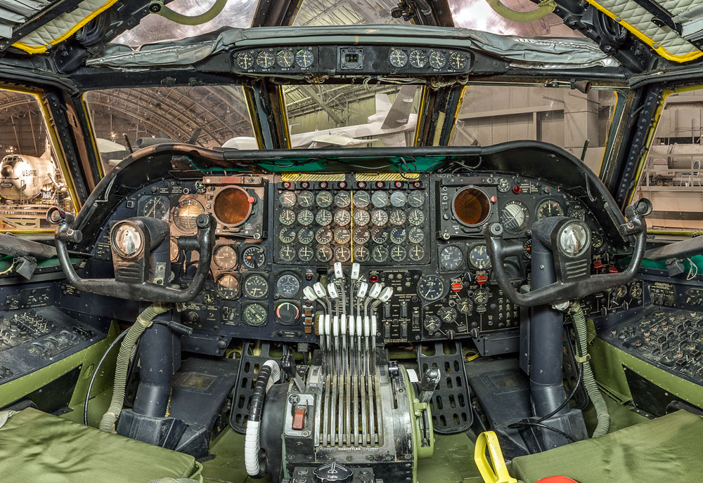 Cockpit image of the Boeing B-52 Stratofortress