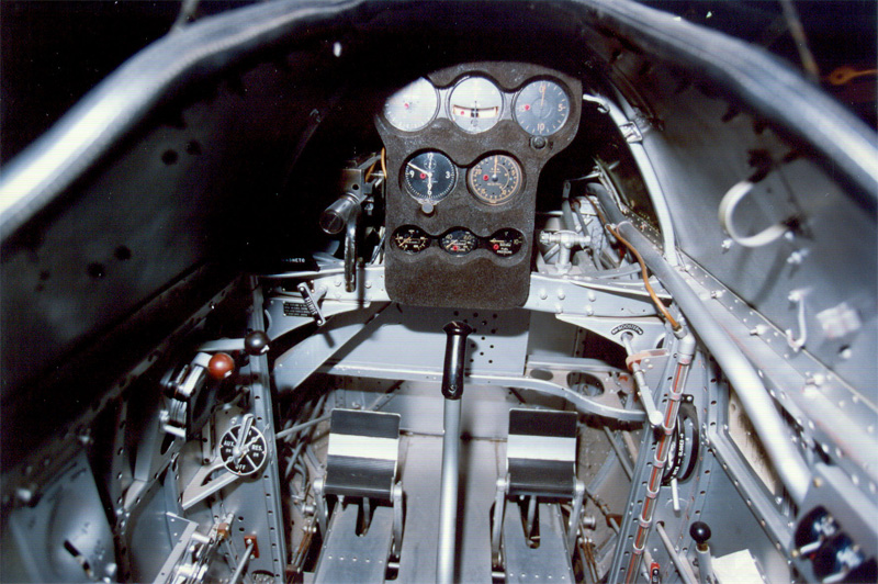 Cockpit image of the Boeing F4B / P-12