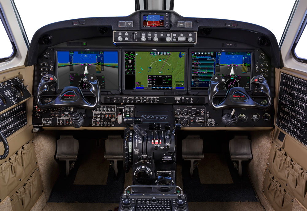 Cockpit image of the Beechcraft King Air 360