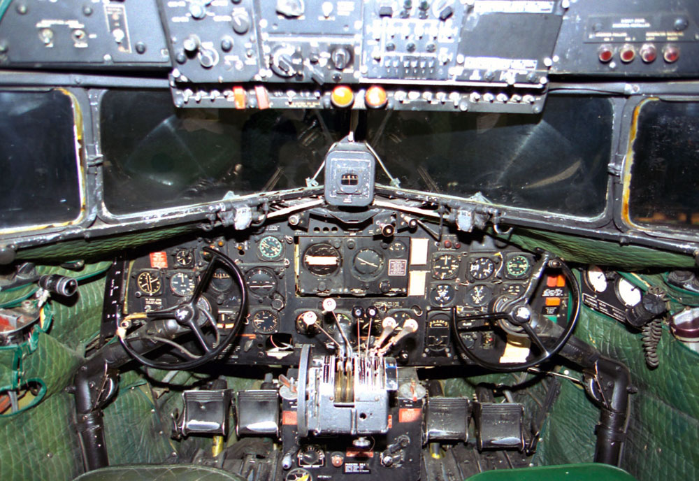 Cockpit image of the Douglas C-47 (Skytrain / Dakota)