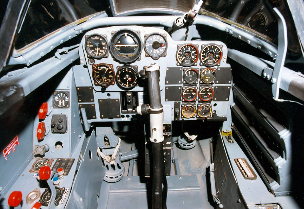 Cockpit image of the Messerschmitt Me 262A-1