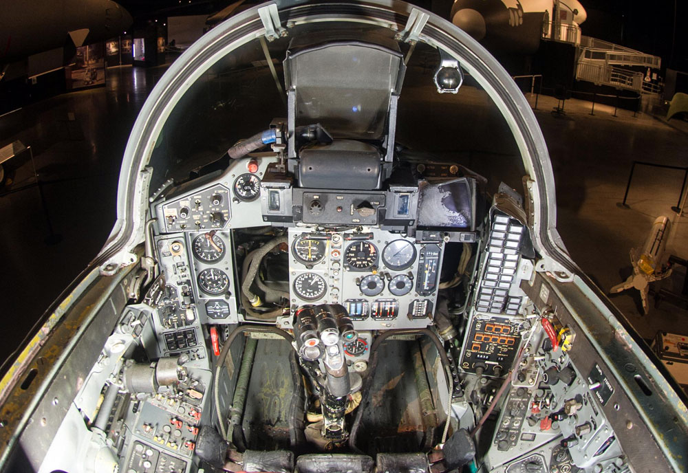 Cockpit image of the Mikoyan MiG-29 (Fulcrum)