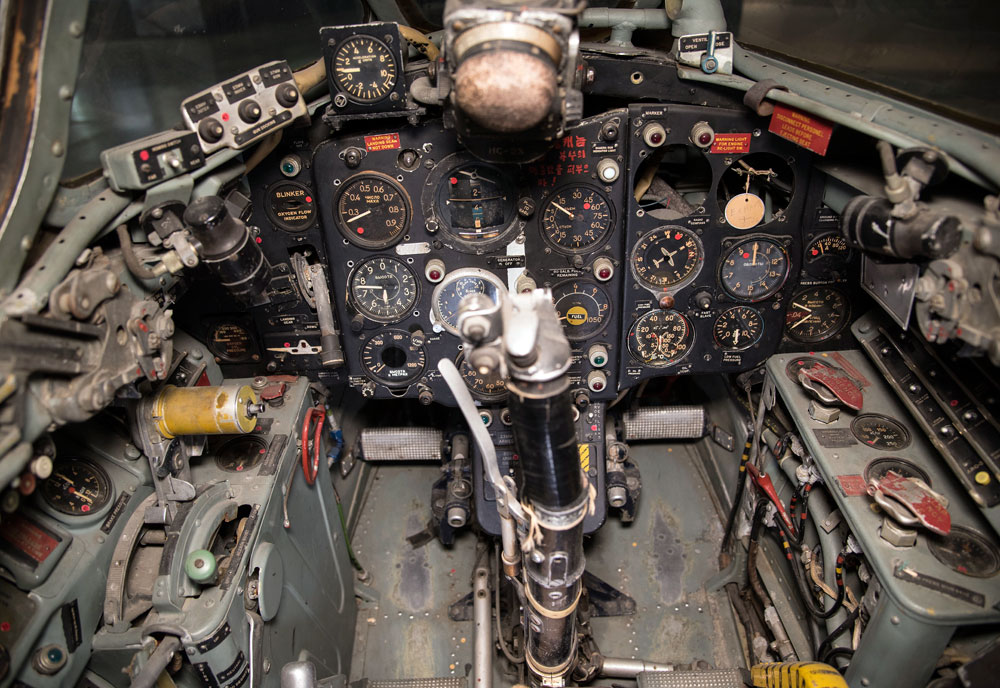 Cockpit image of the Mikoyan-Gurevich MiG-15 (Fagot)
