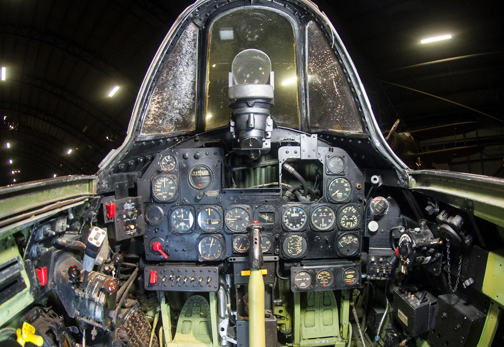 Cockpit image of the Republic P-47D Thunderbolt