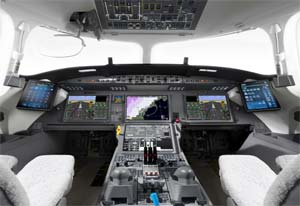 Cockpit picture of the Dassault Falcon 7X