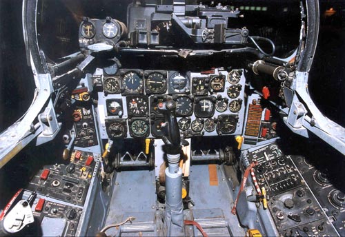 Cockpit picture of the North American F-100 Super Sabre