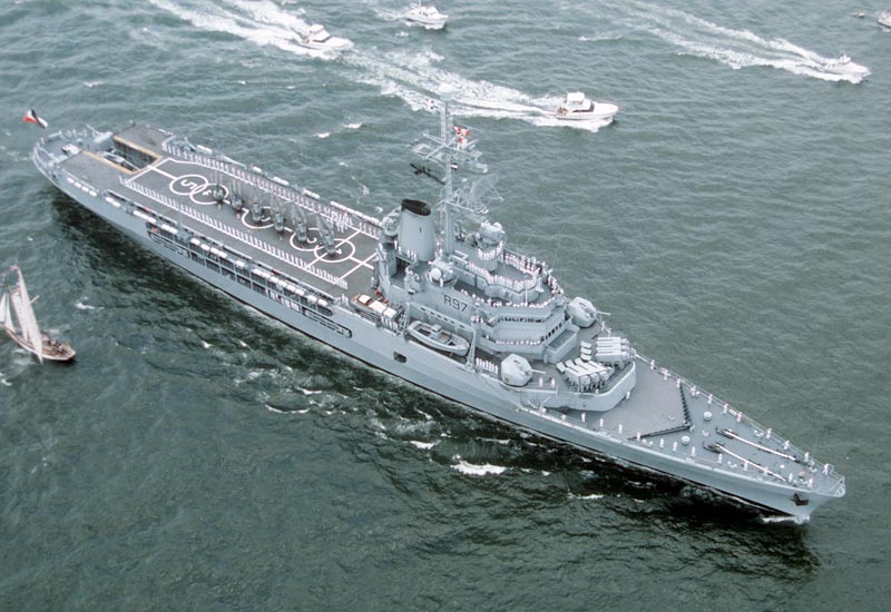 Image of the FS Jeanne d Arc (R97)