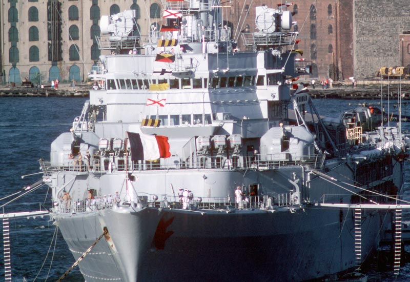 Image of the FS Jeanne d Arc (R97)