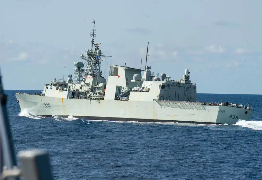 Image of the HMCS Montreal (FFH-336)