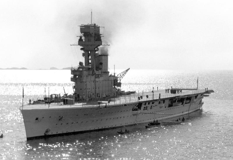 Image of the HMS Hermes (95)