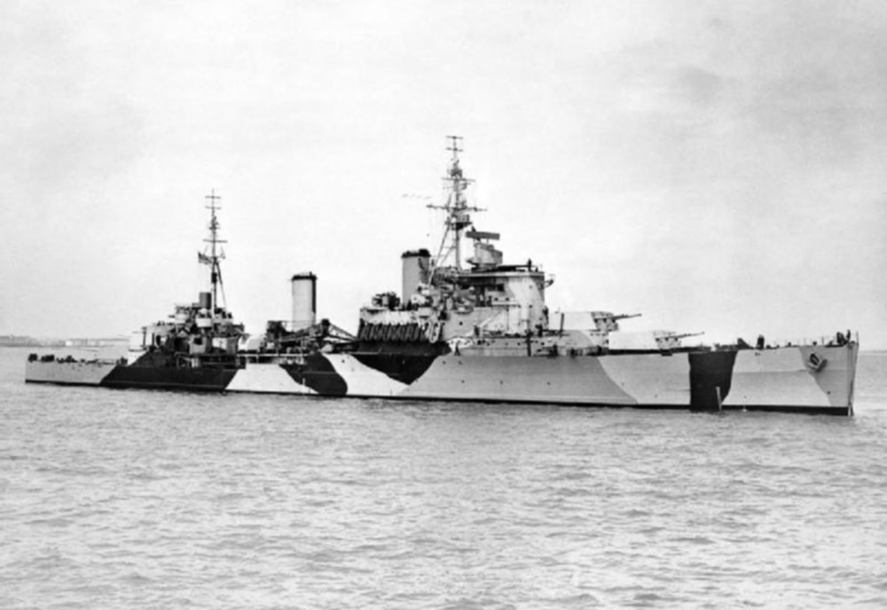 Image of the HMS Jamaica (44)