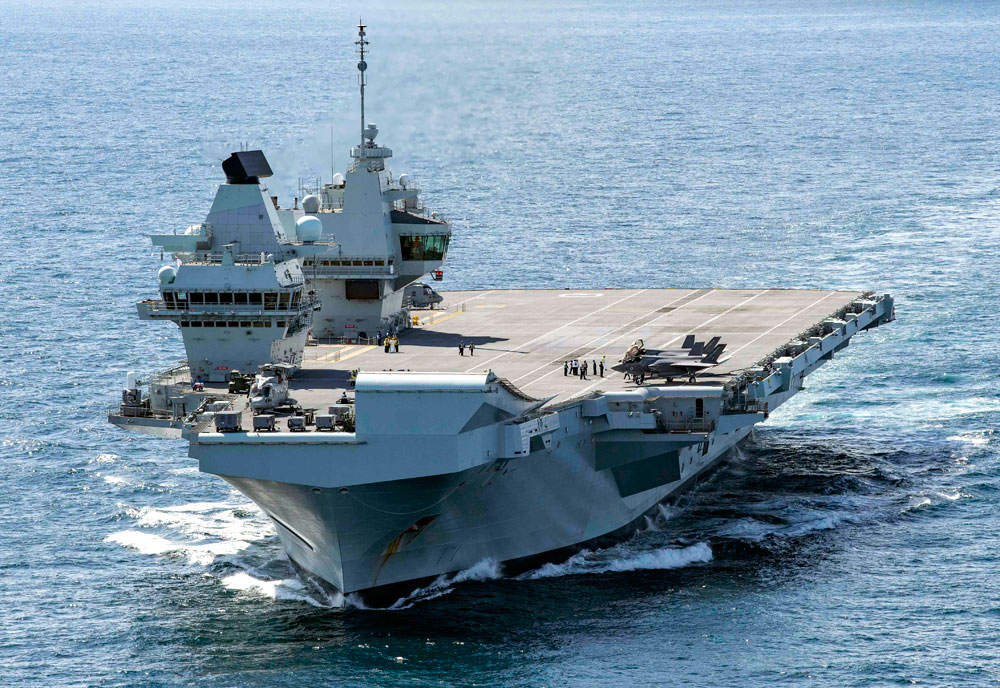 Image of the HMS Queen Elizabeth (R08)