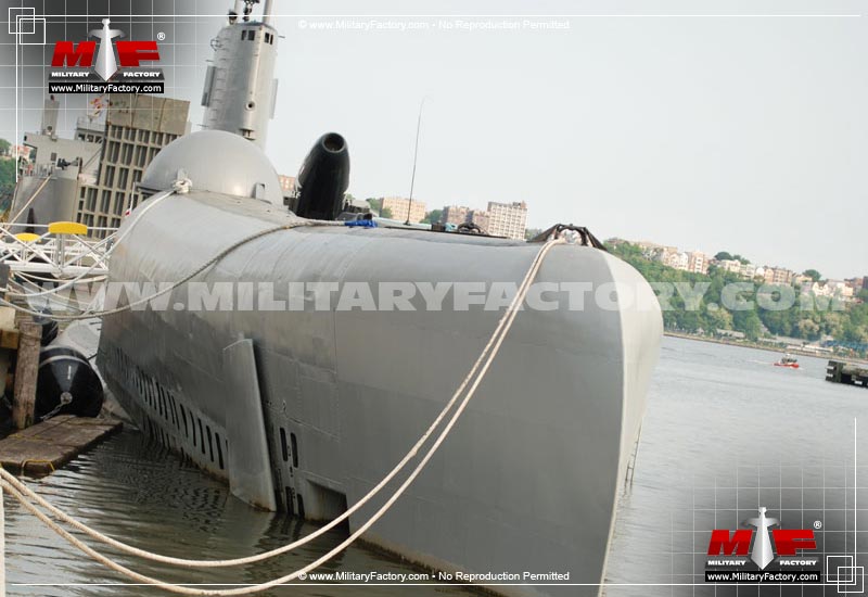 Image of the USS Growler (SSG-577)