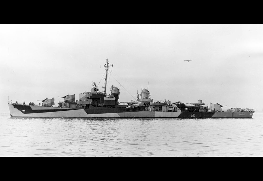 Image of the USS Hugh W. Hadley (DD-774)