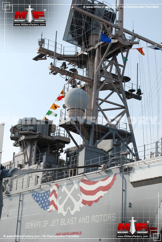 Image of the USS Iwo Jima (LHD-7)