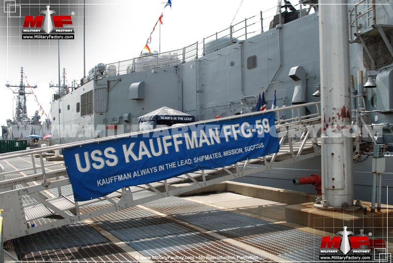 Image of the USS Kauffman (FFG-59)