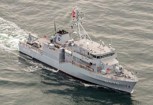 Details of the modern Turkish Navy TCG Akcay (M270) mine-hunter warship