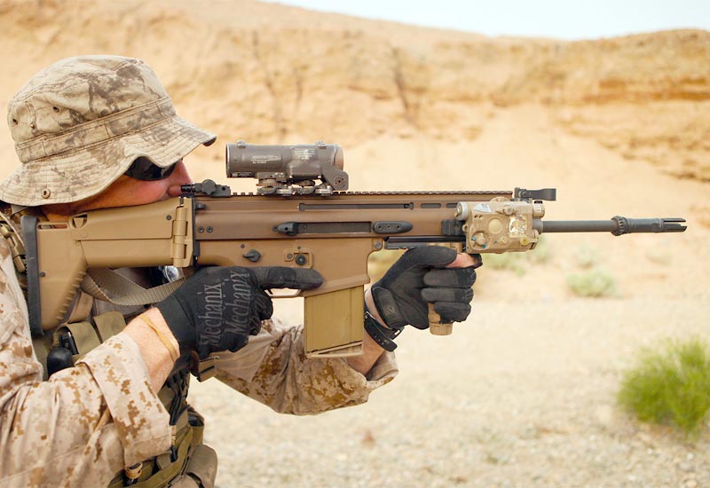 Image of the Fabrique Nationale FN SCAR (Mk 16 / Mk 17)