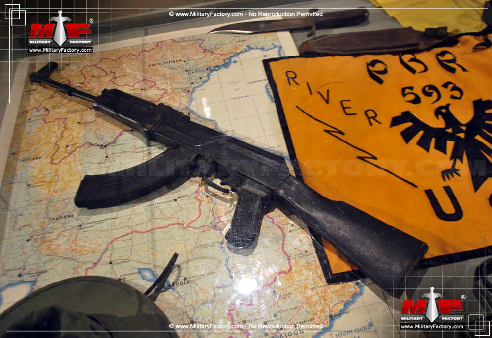 Image of the Kalashnikov AK-47